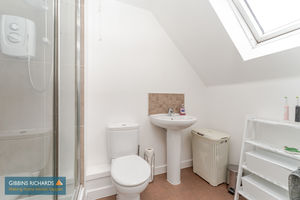 En-Suite- click for photo gallery